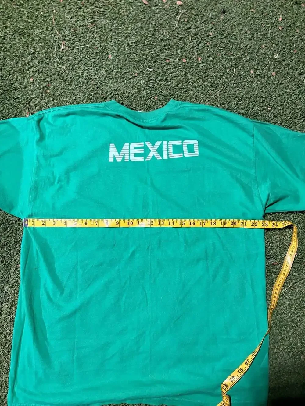 Vintage Nike Seleccion Mexicana de Futbol Graphic T-Shirt